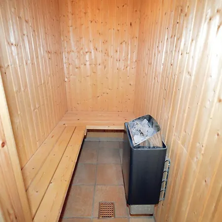 Three-bedroom Holiday In *
